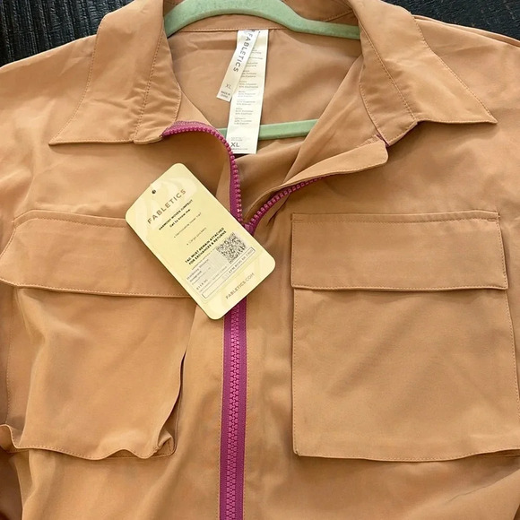 NWT Fabletics Harmony Woven Jumpsuit in Desert / Tan color size XL - Picture 11 of 16